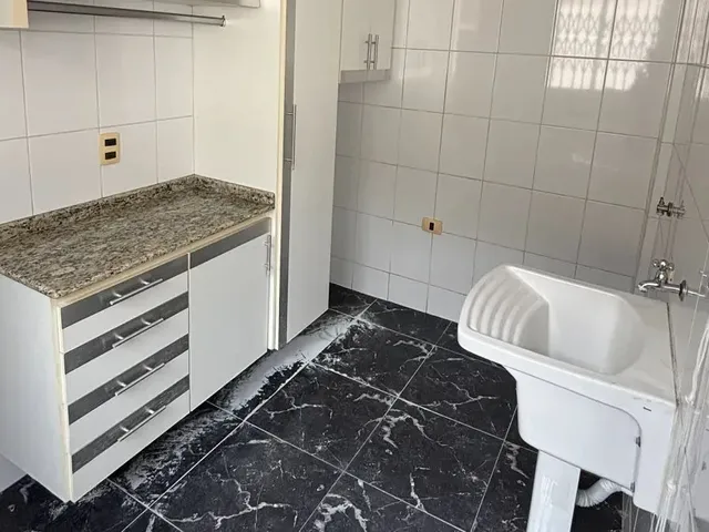 Apartamento 3 quartos e 3 banheiros, à venda, no bairro Centro em Curitiba