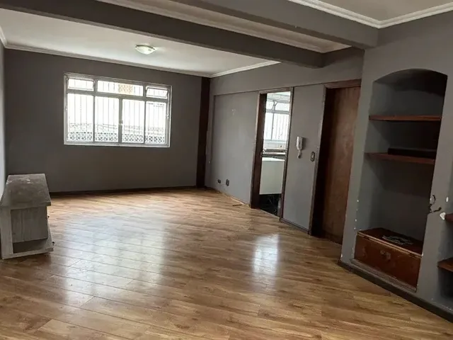 Apartamento 3 quartos e 1 banheiro, à venda, no bairro Centro em Curitiba