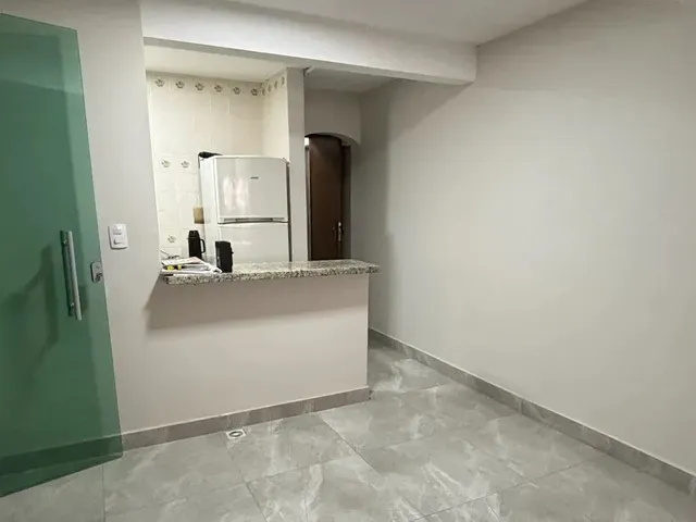 Apartamento 3 quartos e 3 banheiros, à venda, no bairro Centro em Curitiba