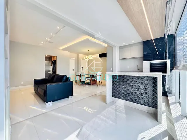 Apartamento com 207m² 3 quartos e 2 banheiros, à venda, no bairro Gleba Fazenda Palhano em Londrina