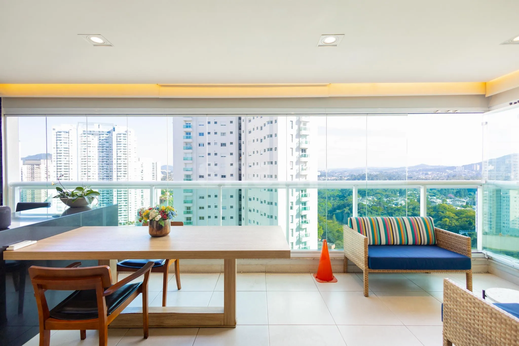 Apartamento em Alphaville Empresarial — foto 2