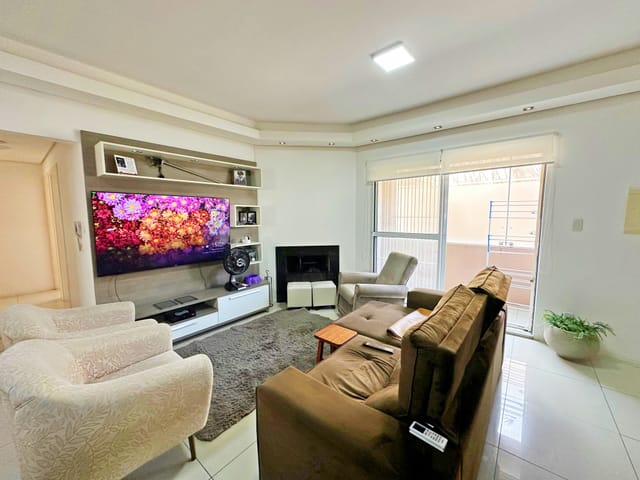 Apartamento 3 quartos e 2 banheiros, à venda, no bairro Centro em Pelotas