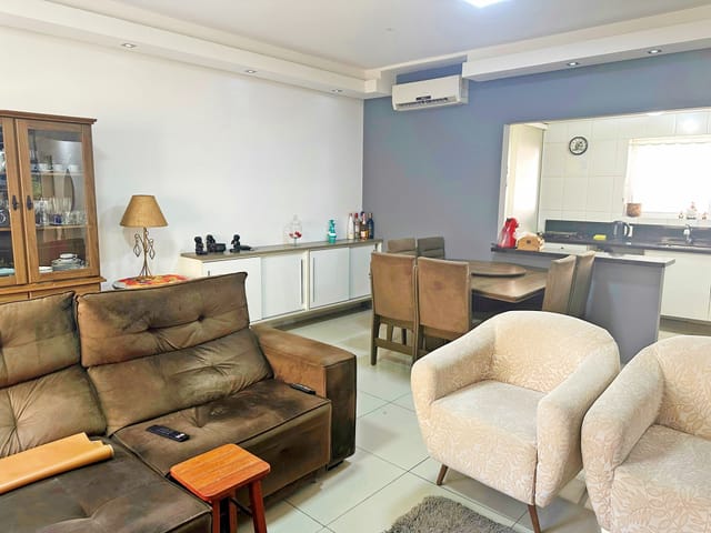 Apartamento 3 quartos e 2 banheiros, à venda, no bairro Centro em Pelotas