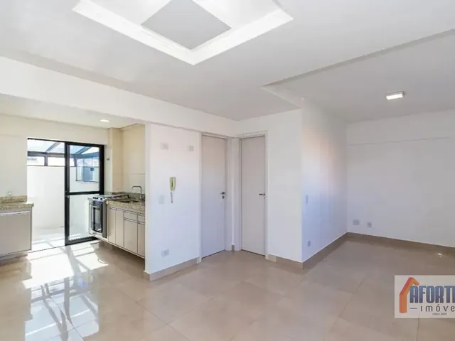 Apartamento 1 quarto e 1 banheiro, para alugar, no bairro Guabirotuba em Curitiba