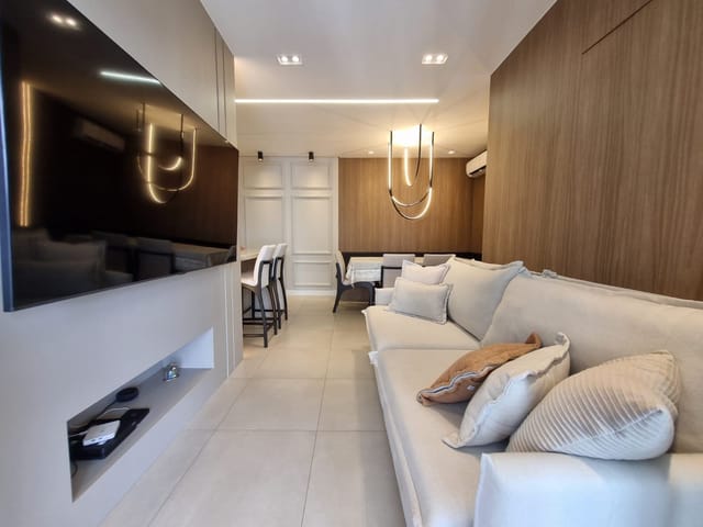 Apartamento 3 quartos e 2 banheiros, à venda, no bairro Gleba Palhano em Londrina