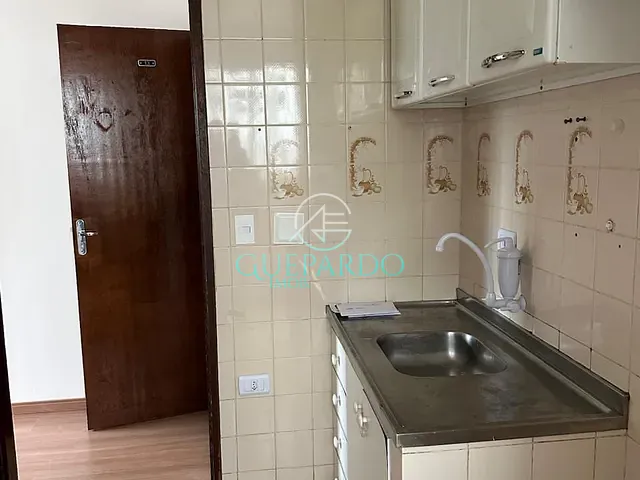 Apartamento 3 quartos e 1 banheiro, à venda, no bairro Parque Residencial Alcântara em Londrina
