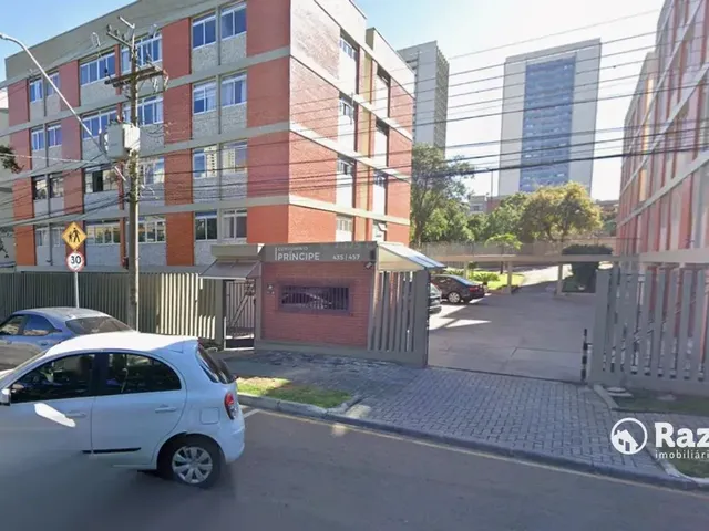 Apartamento 2 quartos e 1 banheiro, para alugar, no bairro Cristo Rei em Curitiba