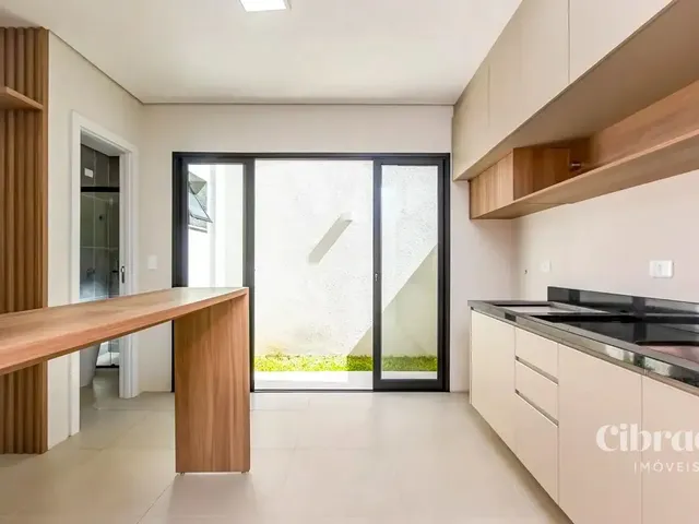 Apartamento 1 quarto e 1 banheiro, à venda, no bairro Portão em Curitiba