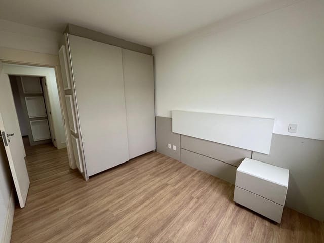 Apartamento com 243m² 3 quartos e 5 banheiros, à venda ou para alugar, no bairro Alphaville Centro Industrial e Empresarial/Alphaville. em Barueri
