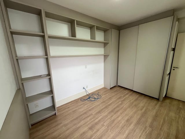 Apartamento com 243m² 3 quartos e 5 banheiros, à venda ou para alugar, no bairro Alphaville Centro Industrial e Empresarial/Alphaville. em Barueri