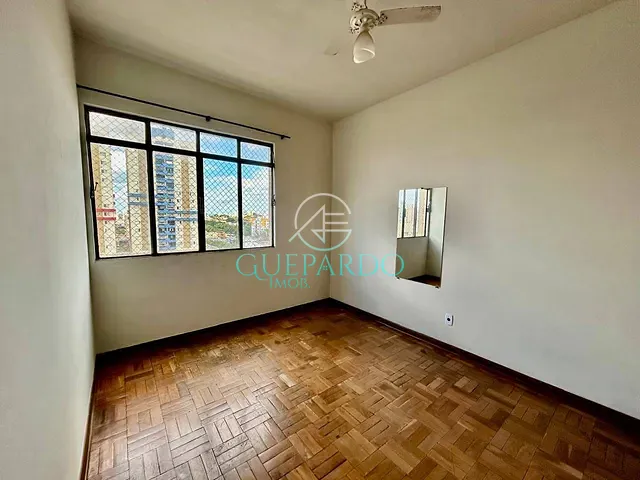 Apartamento 2 quartos e 1 banheiro, à venda ou para alugar, no bairro Centro em Londrina