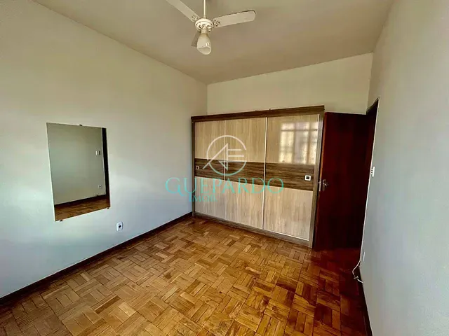 Apartamento 2 quartos e 1 banheiro, à venda ou para alugar, no bairro Centro em Londrina