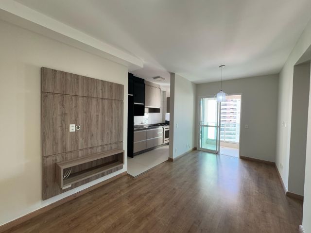 Apartamento 3 quartos e 2 banheiros, à venda, no bairro Gleba Palhano em Londrina