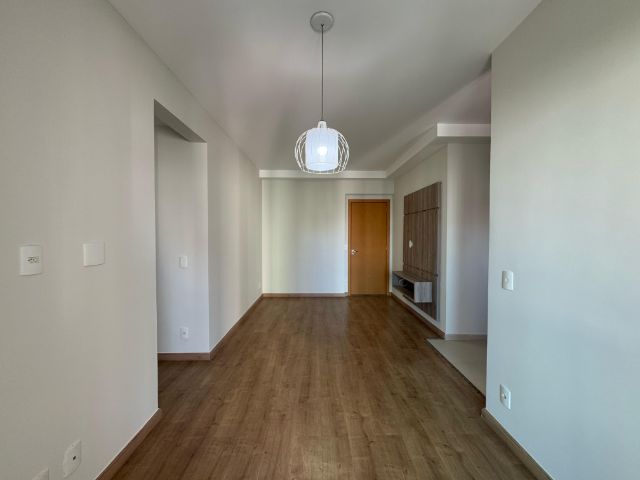 Apartamento 3 quartos e 2 banheiros, à venda, no bairro Gleba Palhano em Londrina