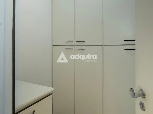 Apartamento 3 quartos e 3 banheiros, à venda ou para alugar, no bairro Centro em Ponta Grossa