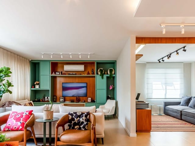 Apartamento com 200m² 4 quartos e 3 banheiros, à venda ou para alugar, no bairro Itaim Bibi em São Paulo