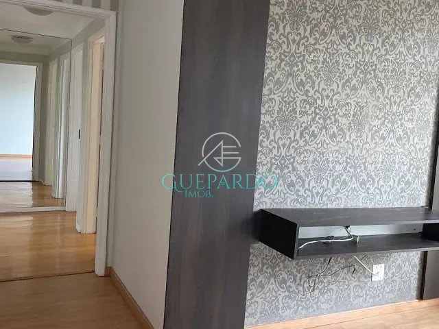 Apartamento com 129m² 3 quartos e 2 banheiros, à venda, no bairro Centro em Londrina