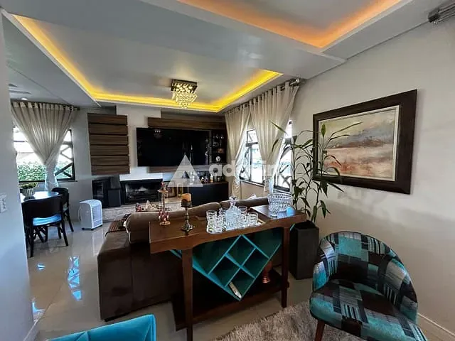 Apartamento com 202m² 3 quartos e 3 banheiros, à venda, no bairro Orfãs em Ponta Grossa