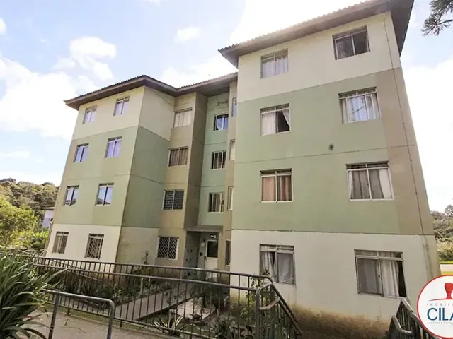 Apartamento 2 quartos e 1 banheiro, à venda, no bairro Santa Cândida em Curitiba