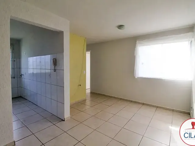 Apartamento 2 quartos e 1 banheiro, à venda, no bairro Santa Cândida em Curitiba