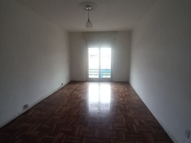 Apartamento com 69m² 2 quartos e 1 banheiro, à venda, no bairro Centro em Pelotas