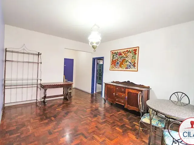 Apartamento 2 quartos e 2 banheiros, à venda, no bairro Centro em Curitiba