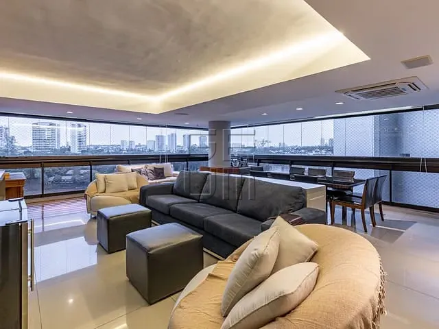 Apartamento com 342m² 3 quartos e 5 banheiros, à venda, no bairro Jardim Londrilar em Londrina