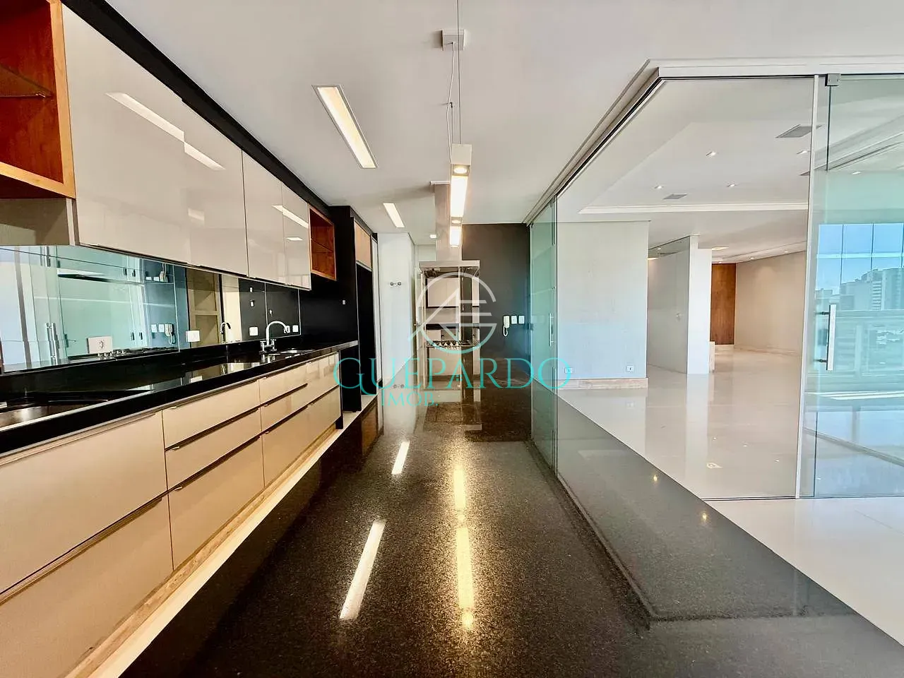 Apartamento, 3 quartos, 245 m² - Foto 15