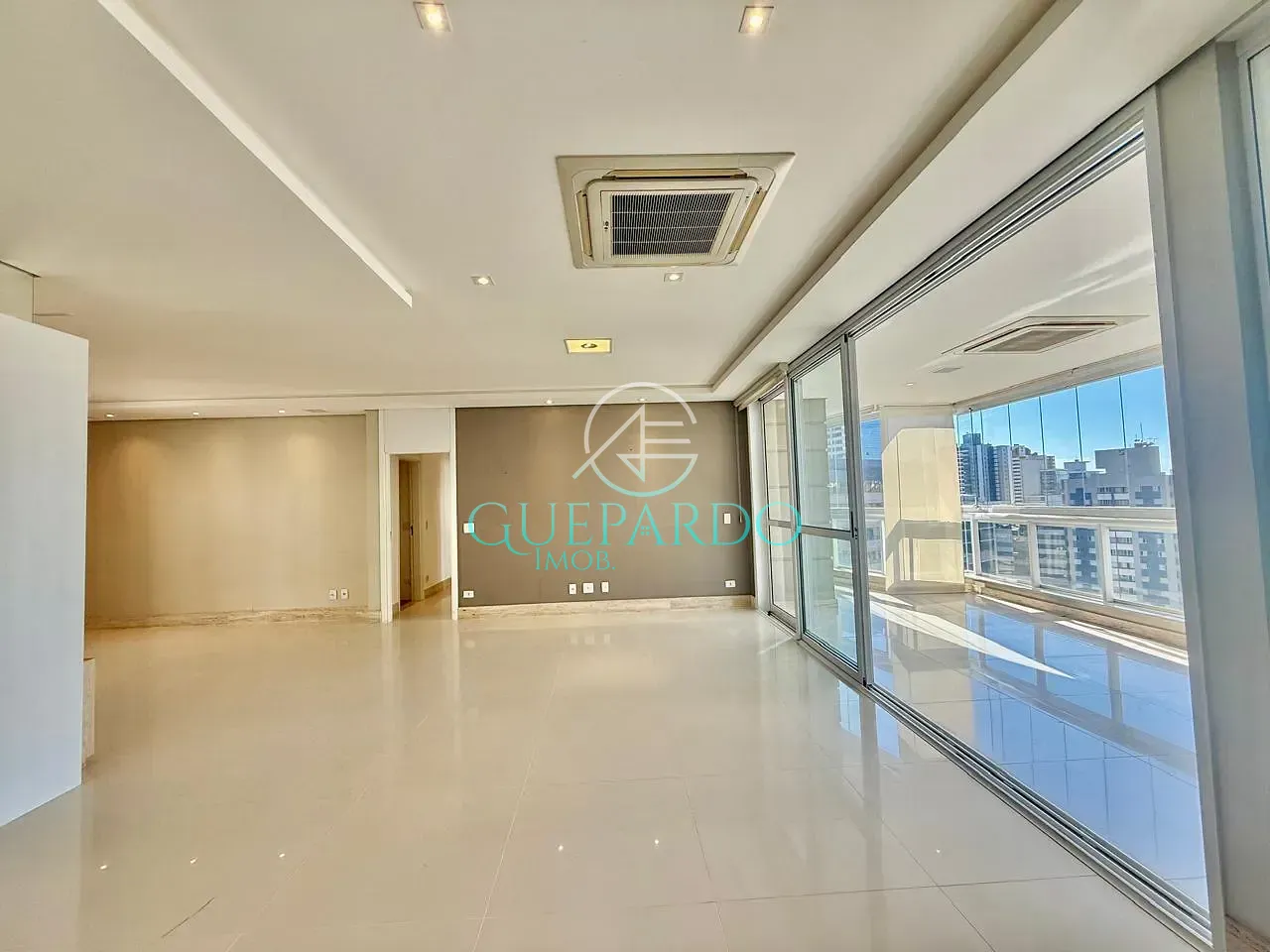 Apartamento, 3 quartos, 245 m² - Foto 6