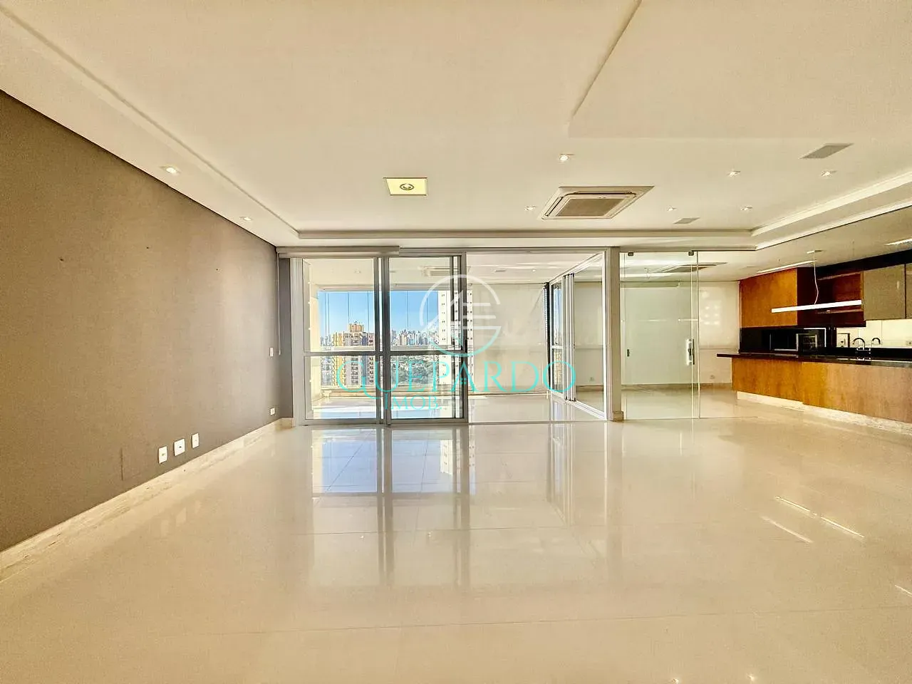Apartamento, 3 quartos, 245 m² - Foto 8
