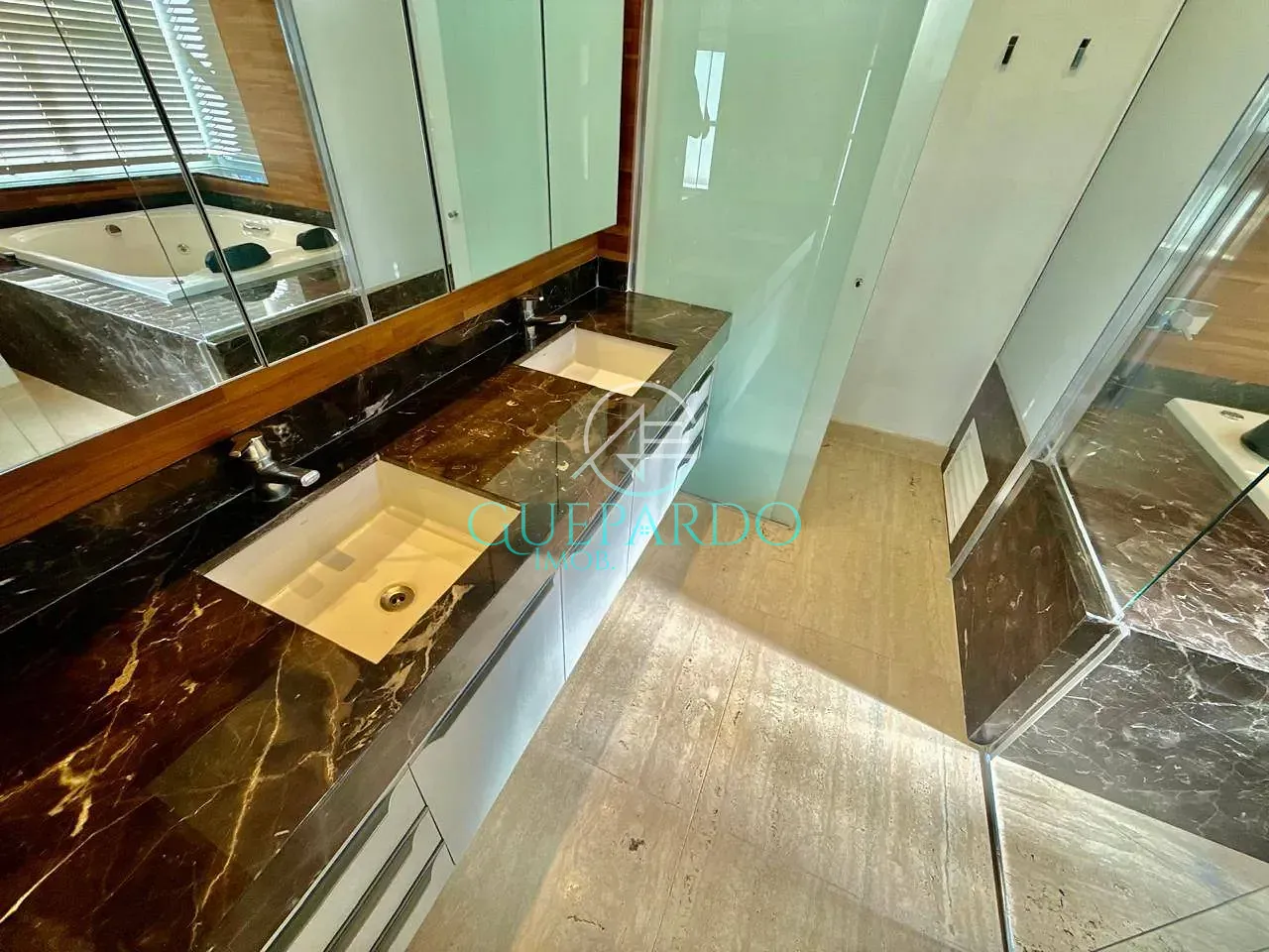 Apartamento, 3 quartos, 245 m² - Foto 37