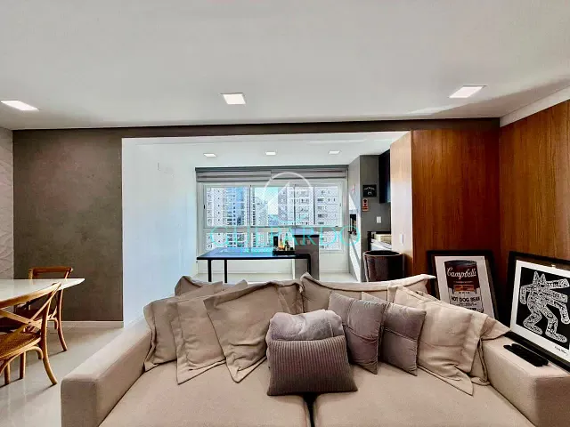 Apartamento 3 quartos e 2 banheiros, à venda, no bairro Gleba Fazenda Palhano em Londrina