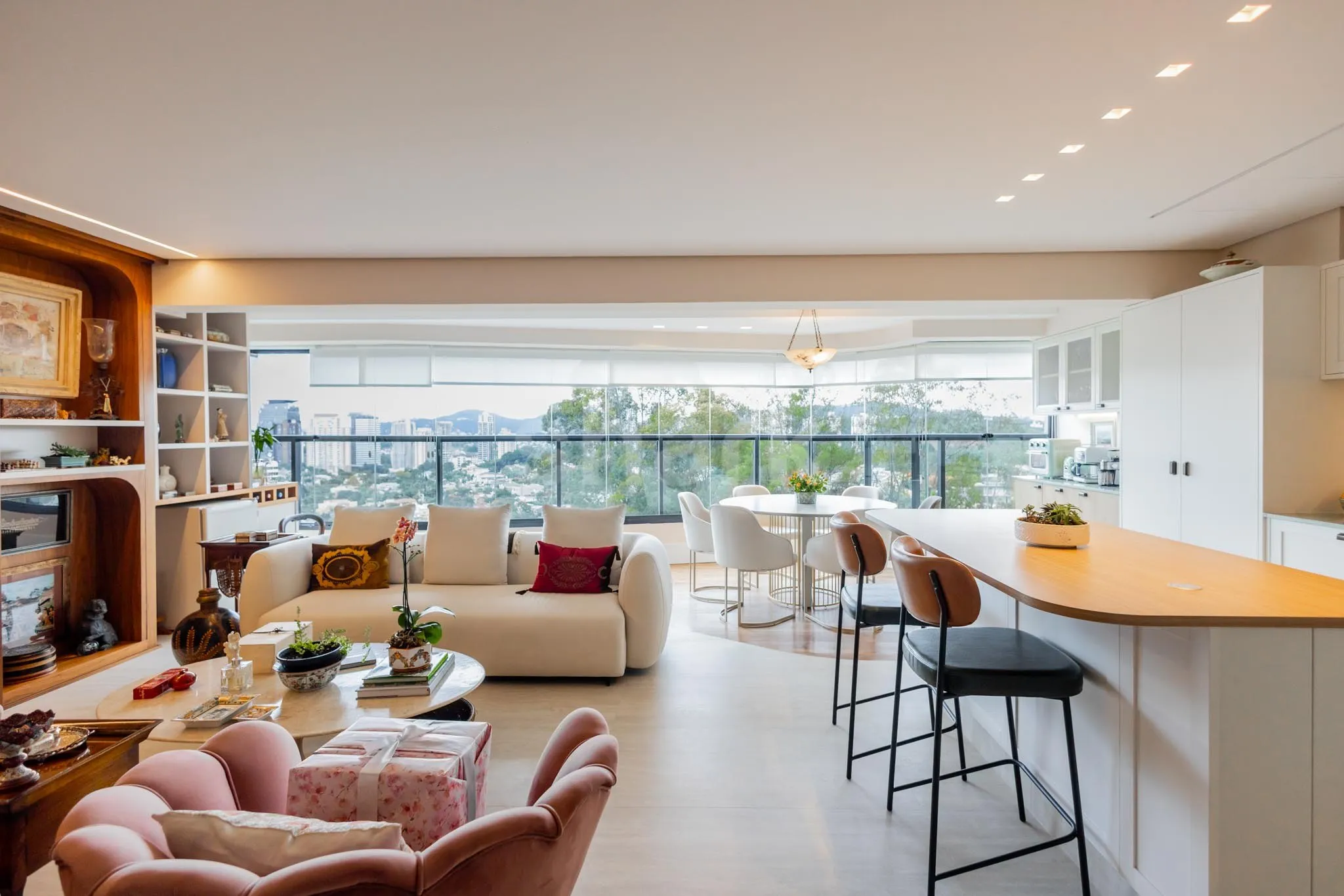 Apartamento em Alphaville Centro Empresarial — foto 1