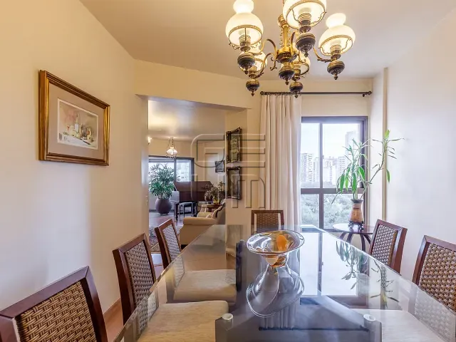 Apartamento 3 quartos e 5 banheiros, à venda, no bairro Centro em Londrina