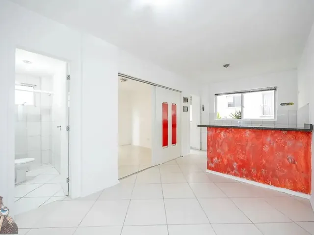 Apartamento 1 quarto e 1 banheiro, à venda, no bairro Portão em Curitiba