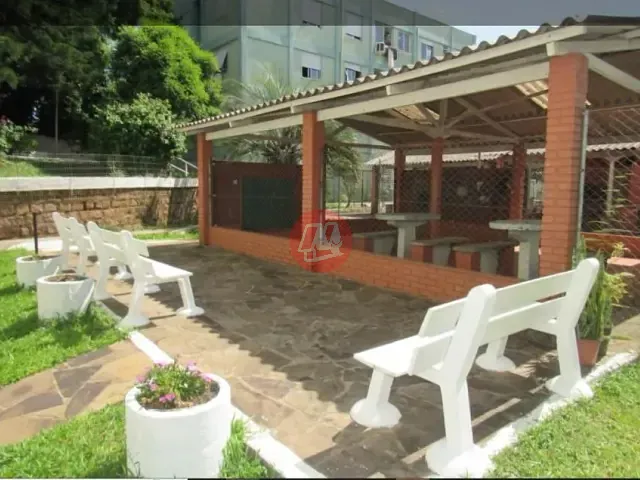 Apartamento com 53m² 2 quartos e 1 banheiro, à venda, no bairro Camaquã em Porto Alegre