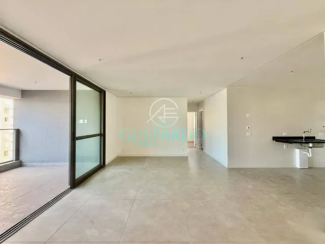 Apartamento com 263m² 3 quartos e 4 banheiros, à venda, no bairro Santa Rosa em Londrina