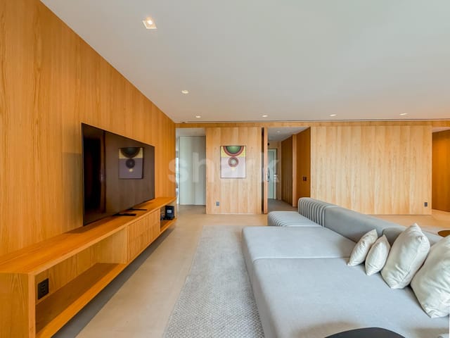 Apartamento com 200m² 2 quartos e 4 banheiros, à venda, no bairro Jardim Paulistano em São Paulo