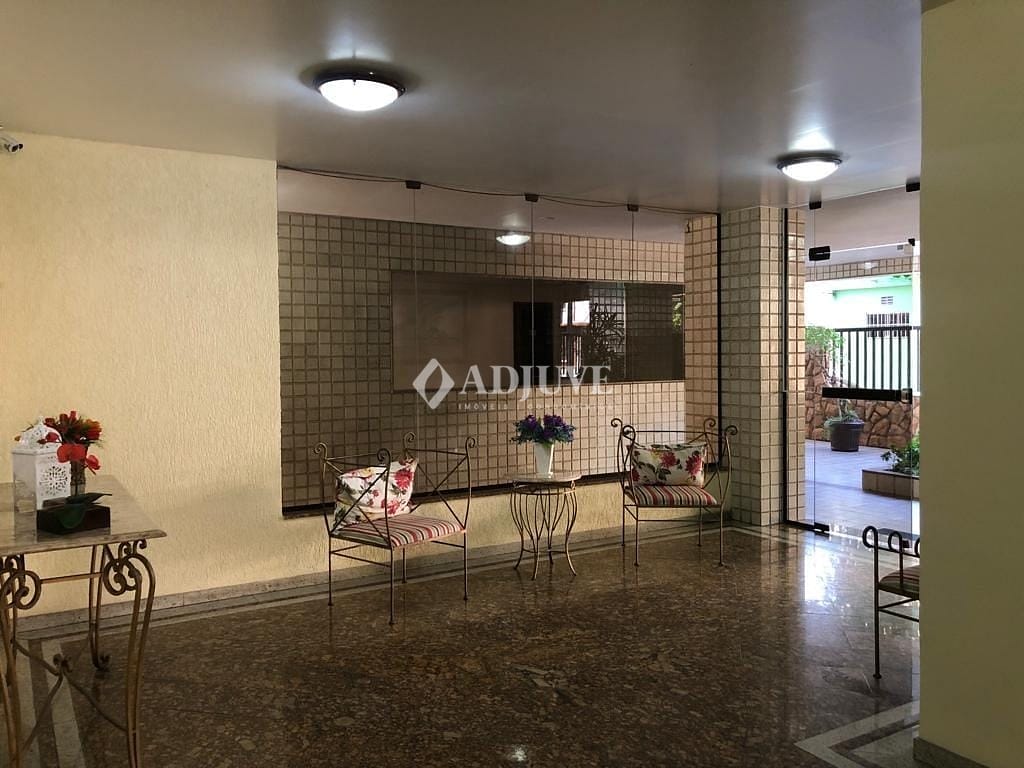 Apartamento à venda com 3 quartos, 109m² - Foto 4