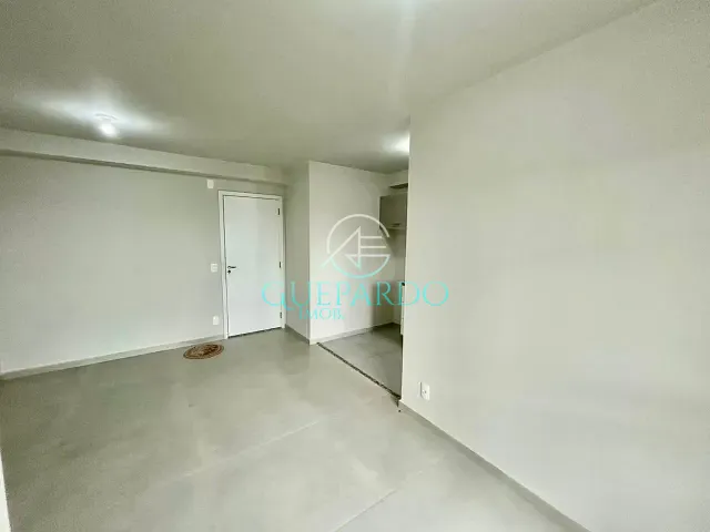 Apartamento com 85m² 2 quartos e 1 banheiro, para alugar, no bairro Gleba Fazenda Palhano em Londrina