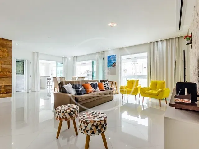 Apartamento com 175m² 3 quartos e 4 banheiros, à venda, no bairro Centro em Guarujá