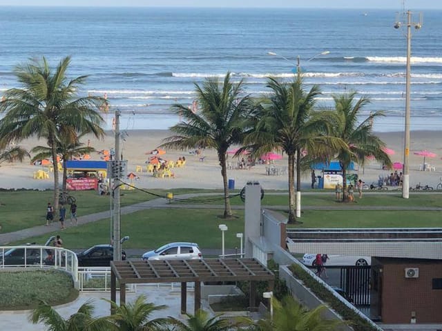 Apartamento com 97m² 3 quartos e 3 banheiros, à venda, no bairro Centro em Bertioga