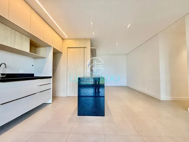 Apartamento com 182m² 3 quartos e 2 banheiros, para alugar, no bairro Gleba Palhano em Londrina