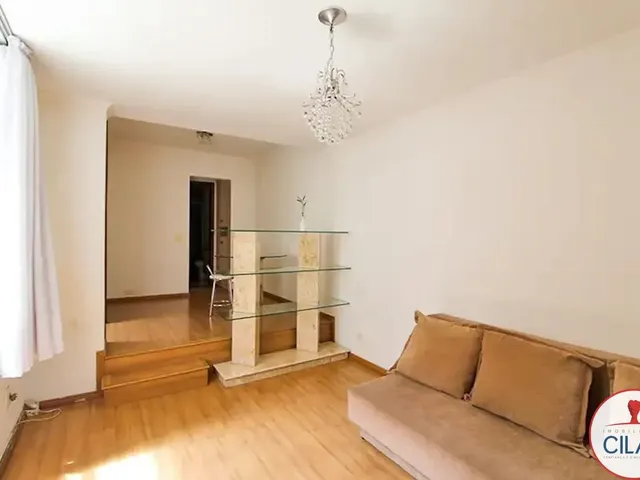 Apartamento 1 quarto e 1 banheiro, à venda, no bairro Centro em Curitiba