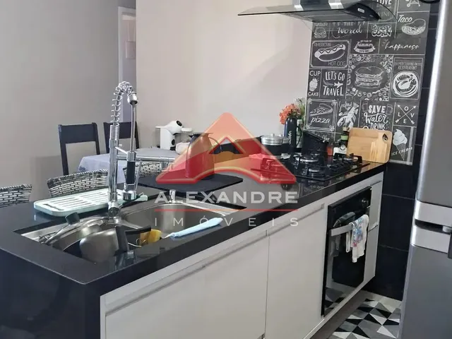 Apartamento com 10m² 3 quartos e 1 banheiro, à venda, no bairro Parque Industrial em São José Dos Campos