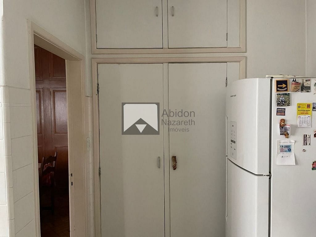 Apartamento à venda com 3 quartos, 160m² - Foto 33