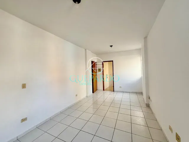 Apartamento com 35m² 1 quarto e 1 banheiro, à venda, no bairro Centro em Londrina