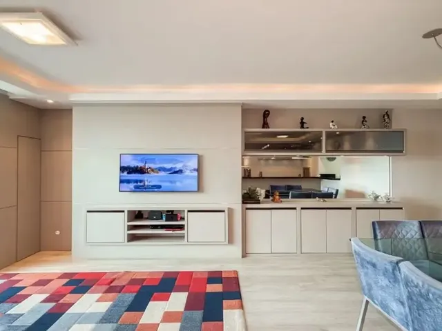 Apartamento 3 quartos e 3 banheiros, à venda, no bairro Água Verde em Curitiba