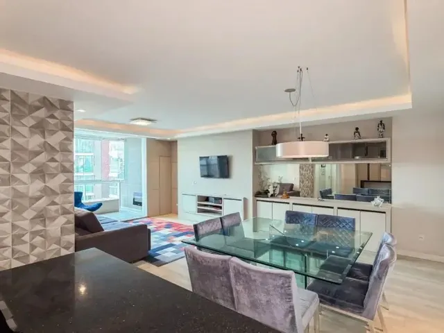 Apartamento 3 quartos e 3 banheiros, à venda, no bairro Água Verde em Curitiba