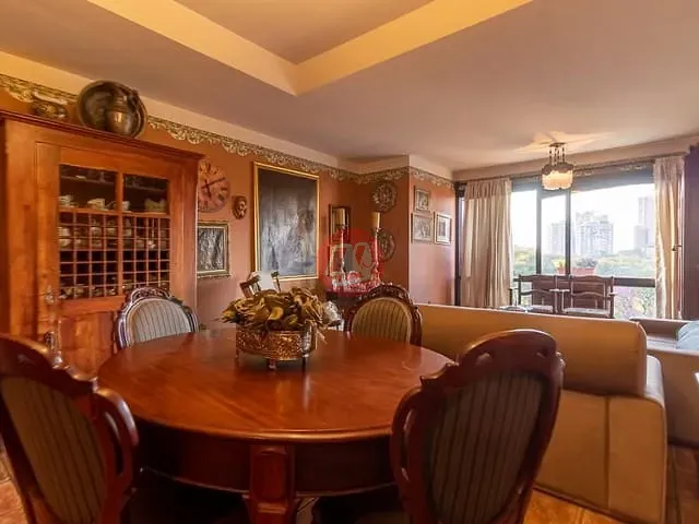 Apartamento com 127m² 3 quartos e 3 banheiros, à venda, no bairro Independência em Porto Alegre
